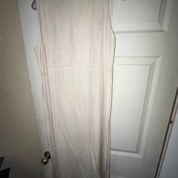 Beige sleeveless summer maxi dress - Picture 6 of 6